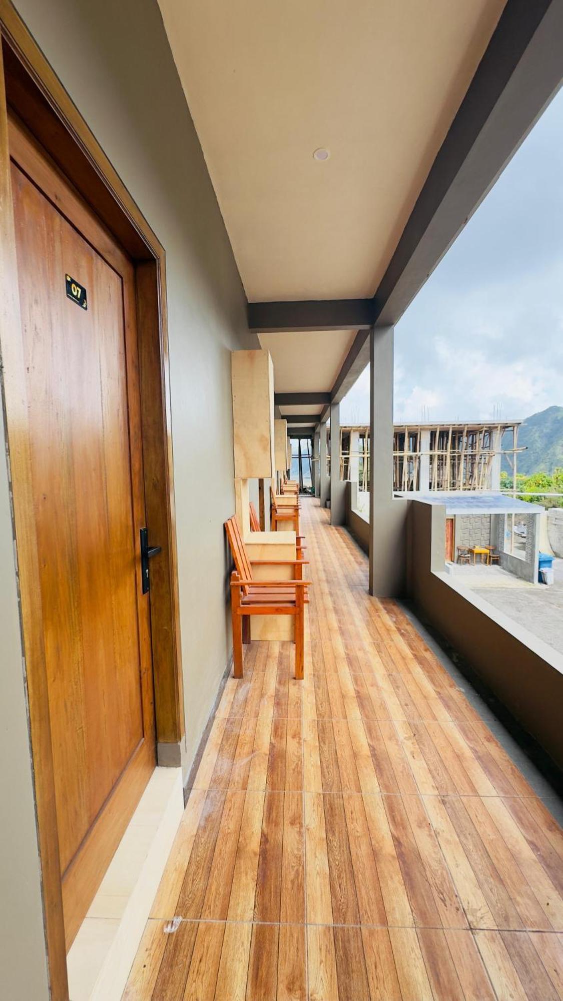 Sky View Bromo Guest House Ngadisari Bagian luar foto